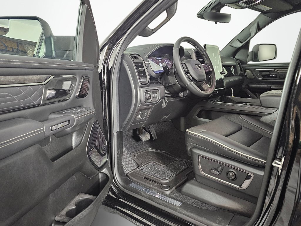 New 2026 RAM 1500 Limited AWD/4WD image 24