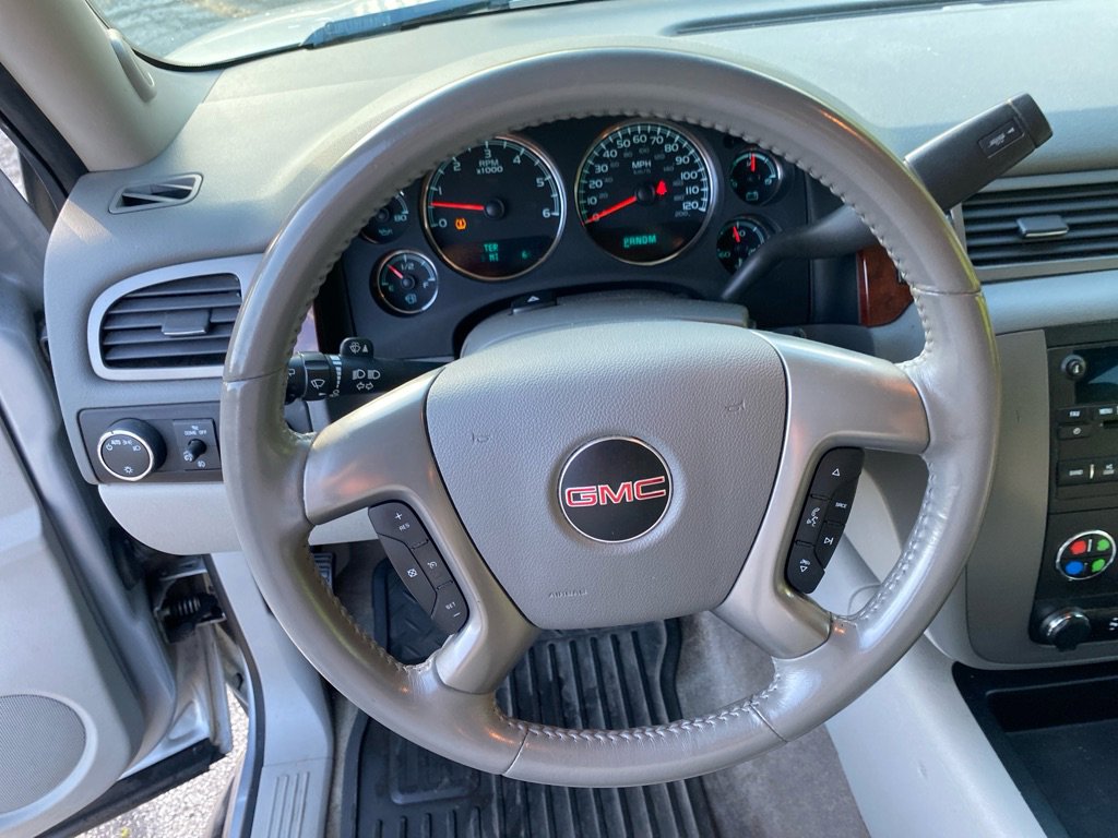 Used 2012 GMC Yukon SLT AWD/4WD image 11