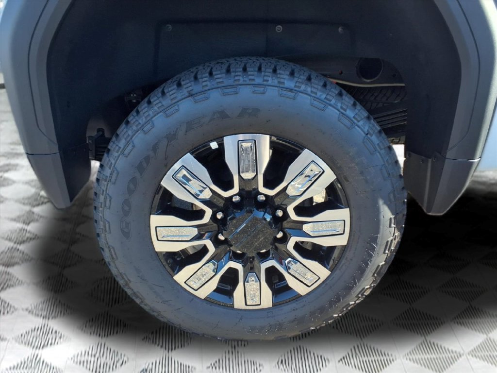 New 2026 GMC Sierra 2500 Denali w/ Denali Reserve Package AWD/4WD image 10