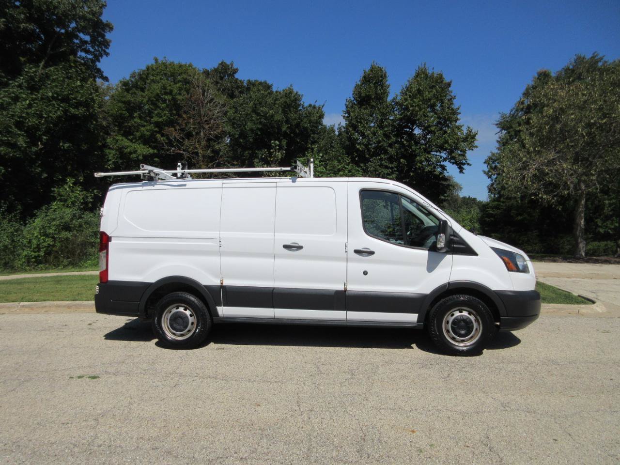 Used 2015 Ford Transit 150 130 Low Roof RWD image 5
