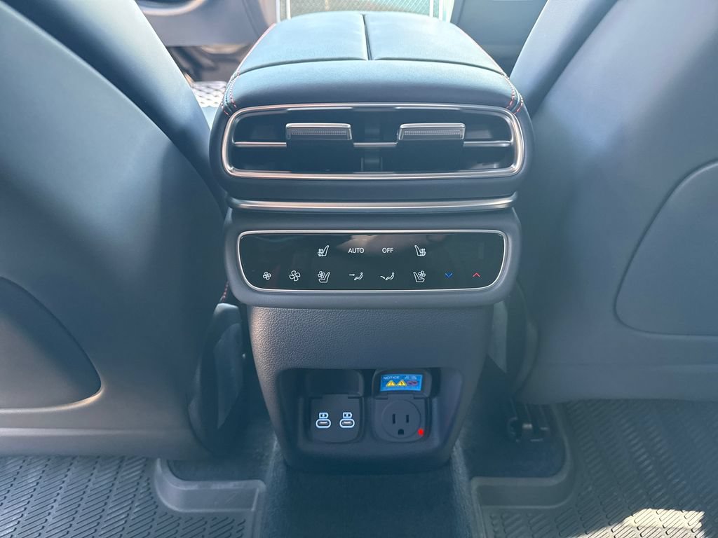 New 2026 Genesis GV80 3.5T e-SC AWD/4WD image 14