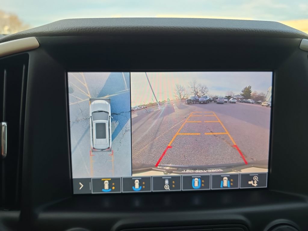 Used 2020 GMC Terrain Denali w/ Denali Premium Package image 25