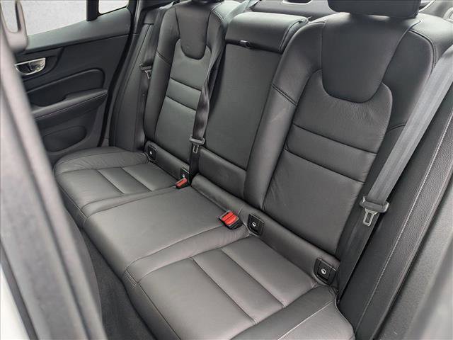 Used 2023 Volvo S60 B5 Plus w/ Protection Package Premier image 19