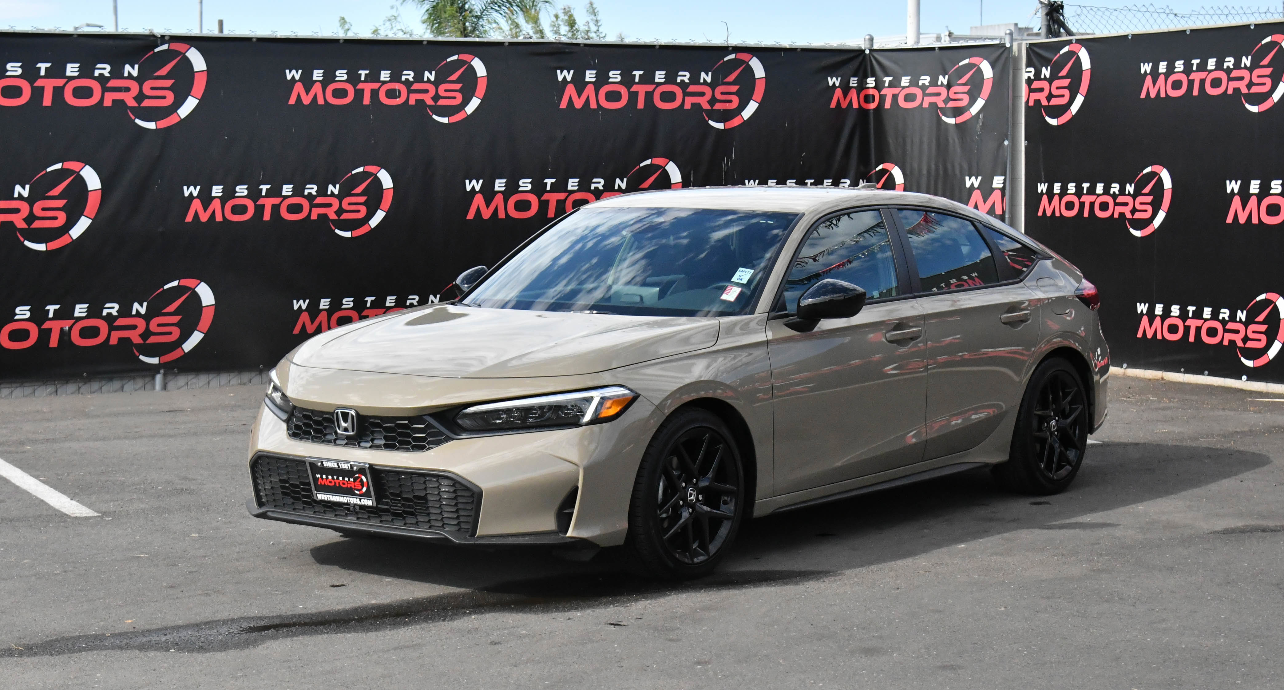 Used 2025 Honda Civic Sport image 3