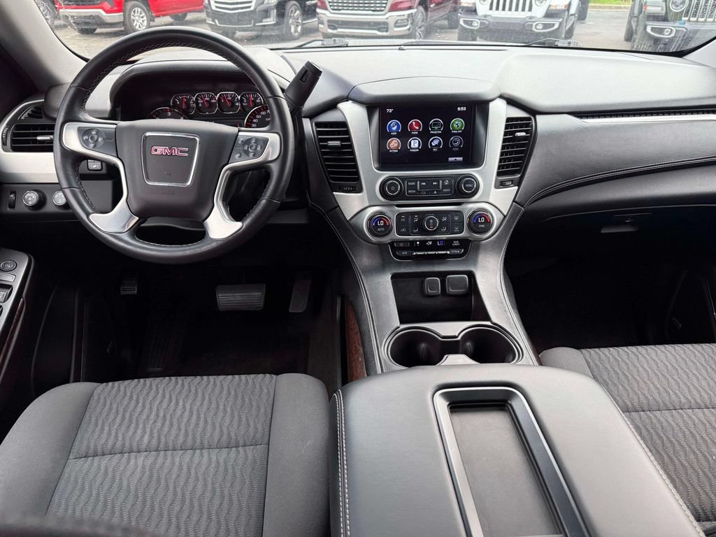 Used 2016 GMC Yukon SLE w/ Convenience Package AWD/4WD image 3