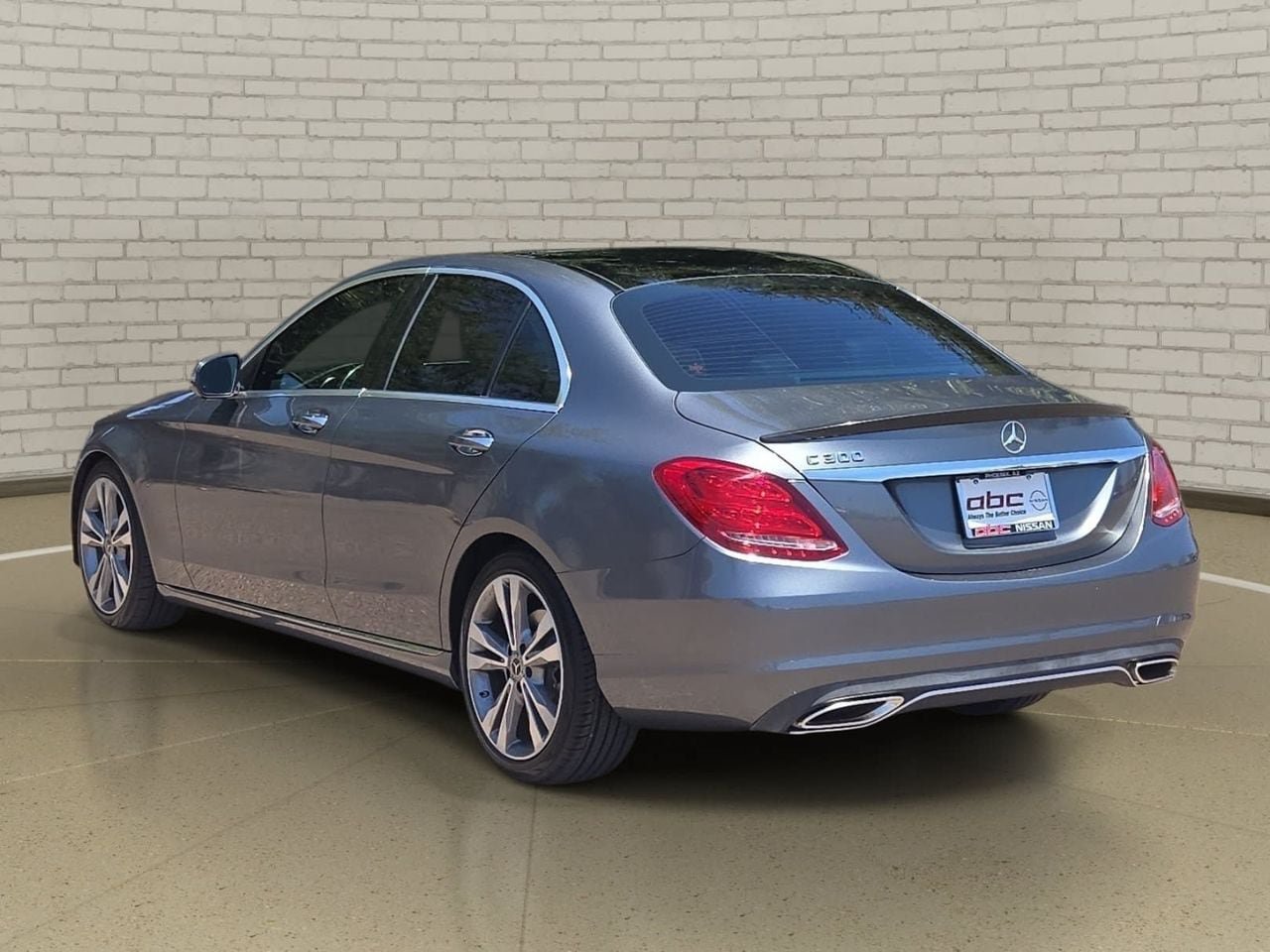 Used 2018 Mercedes-Benz C 300 Sedan image 7
