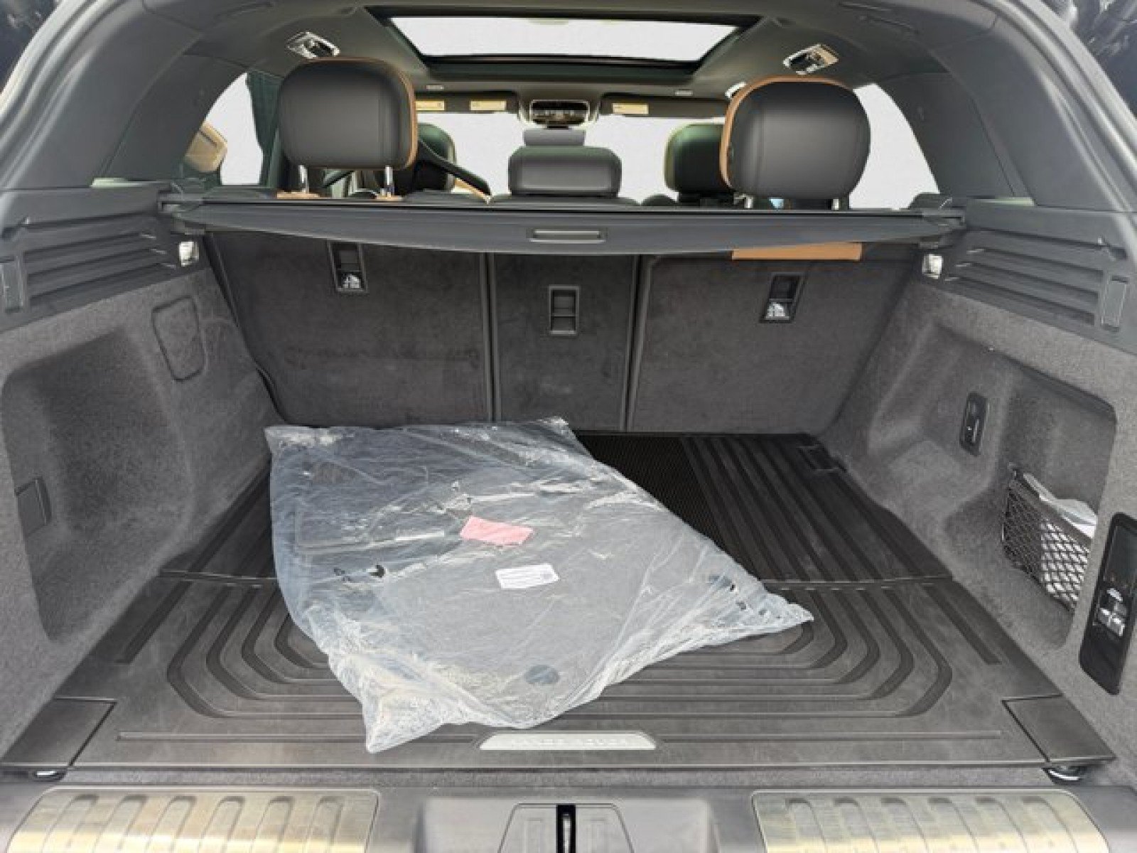 Certified 2024 Land Rover Range Rover Sport Dynamic SE AWD/4WD image 19
