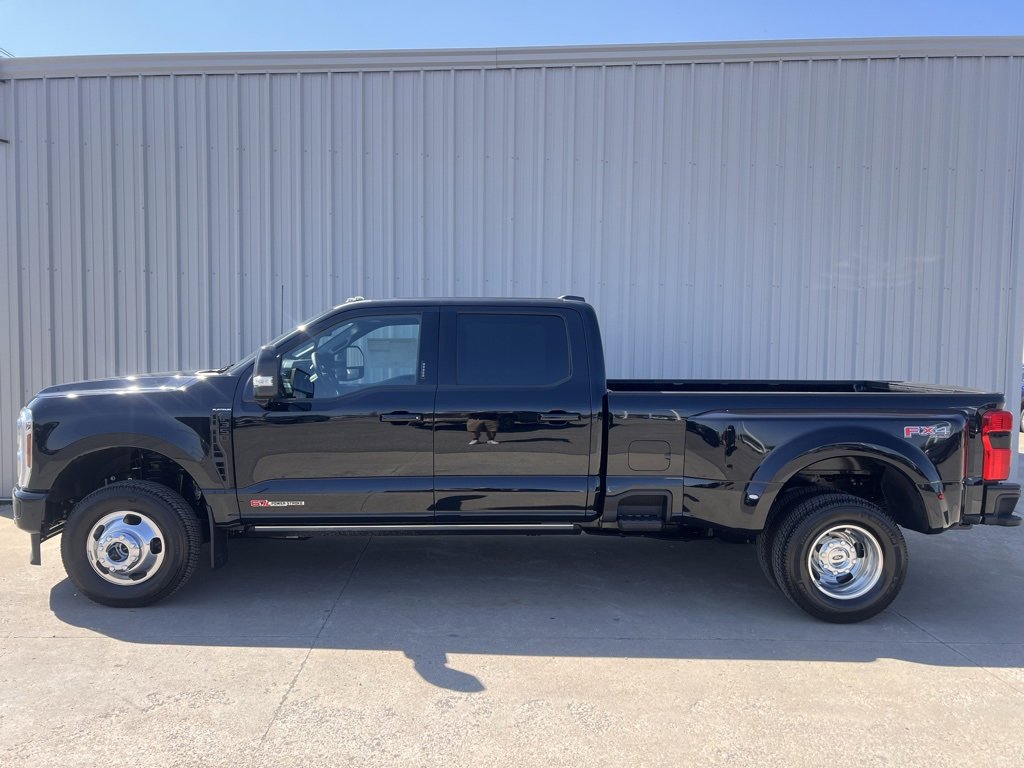 New 2026 Ford F350 Platinum image 4