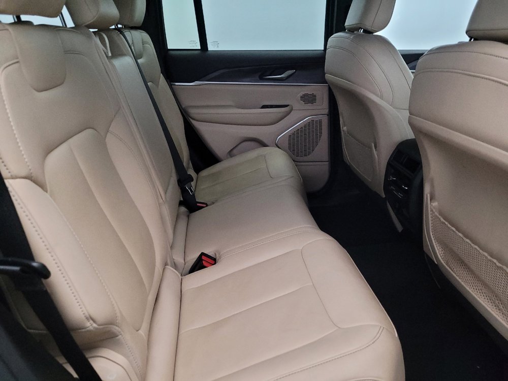 Used 2022 Jeep Grand Cherokee Limited 4xe image 19