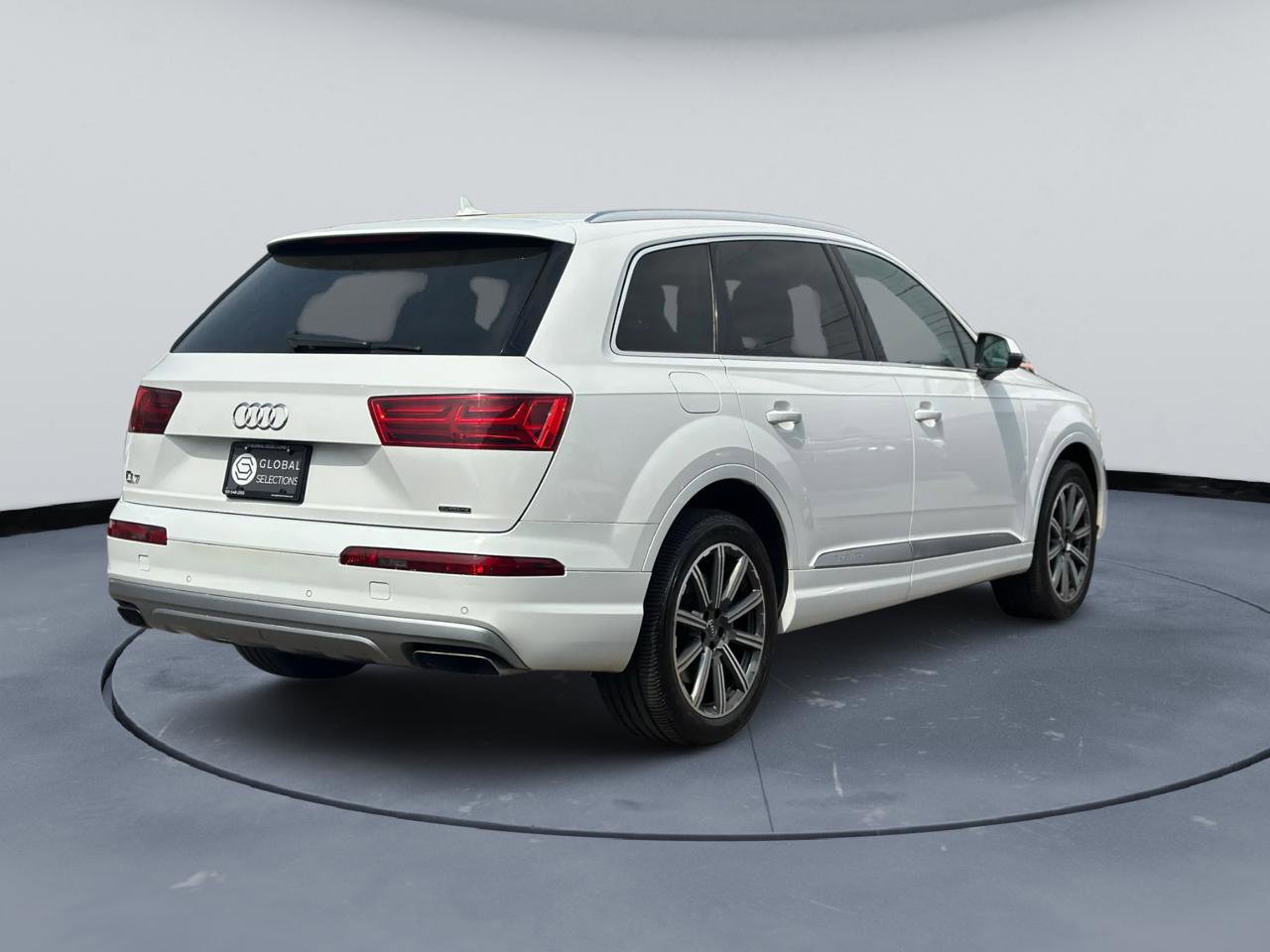 Used 2017 Audi Q7 2.0T Premium Plus AWD/4WD image 9
