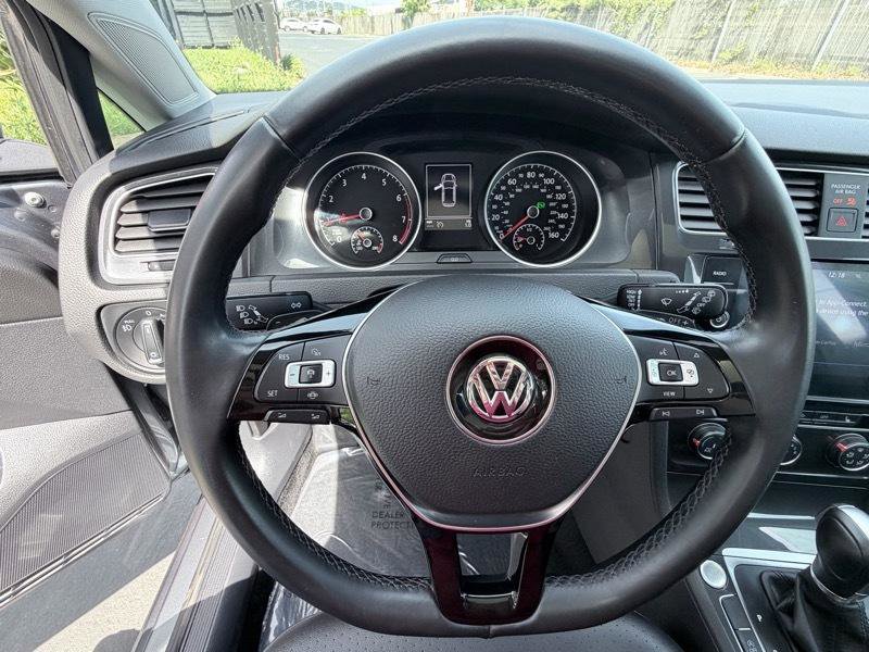 Used 2019 Volkswagen Golf SE w/ Driver Assistance Package image 14