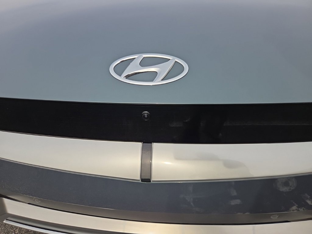 Certified 2024 Hyundai Ioniq 5 Limited AWD/4WD image 16