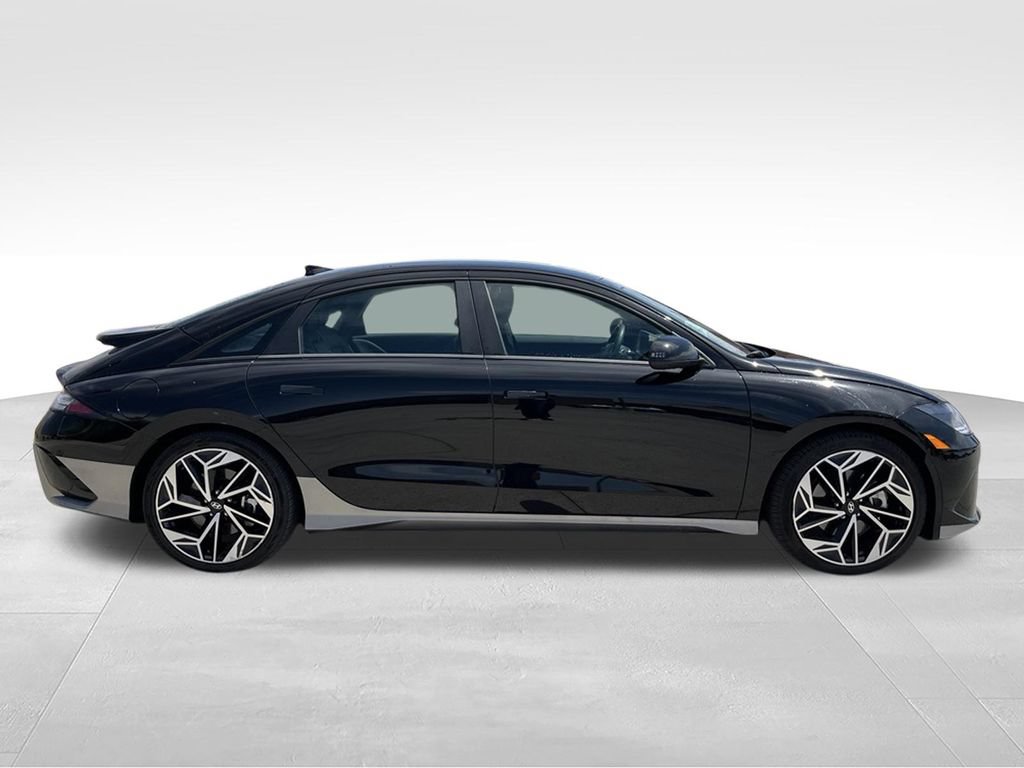 Used 2024 Hyundai Ioniq 6 SEL RWD image 8