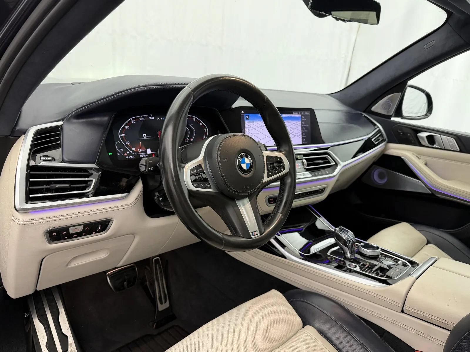Used 2020 BMW X7 M50i w/ Executive Package AWD/4WD image 11