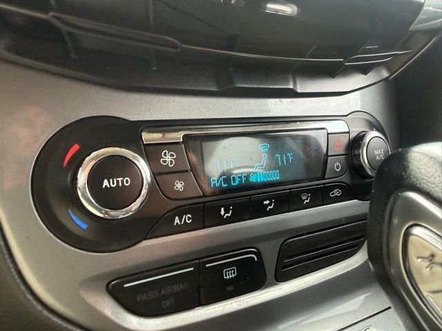 Used 2012 Ford Focus Titanium FWD image 24