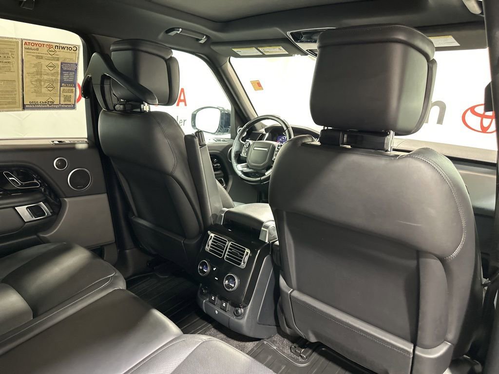 Used 2018 Land Rover Range Rover Supercharged image 16