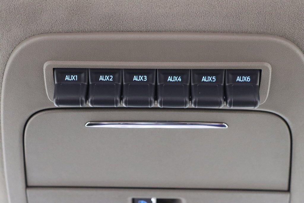 New 2026 Ford F450 Platinum w/ Platinum Plus Package image 31