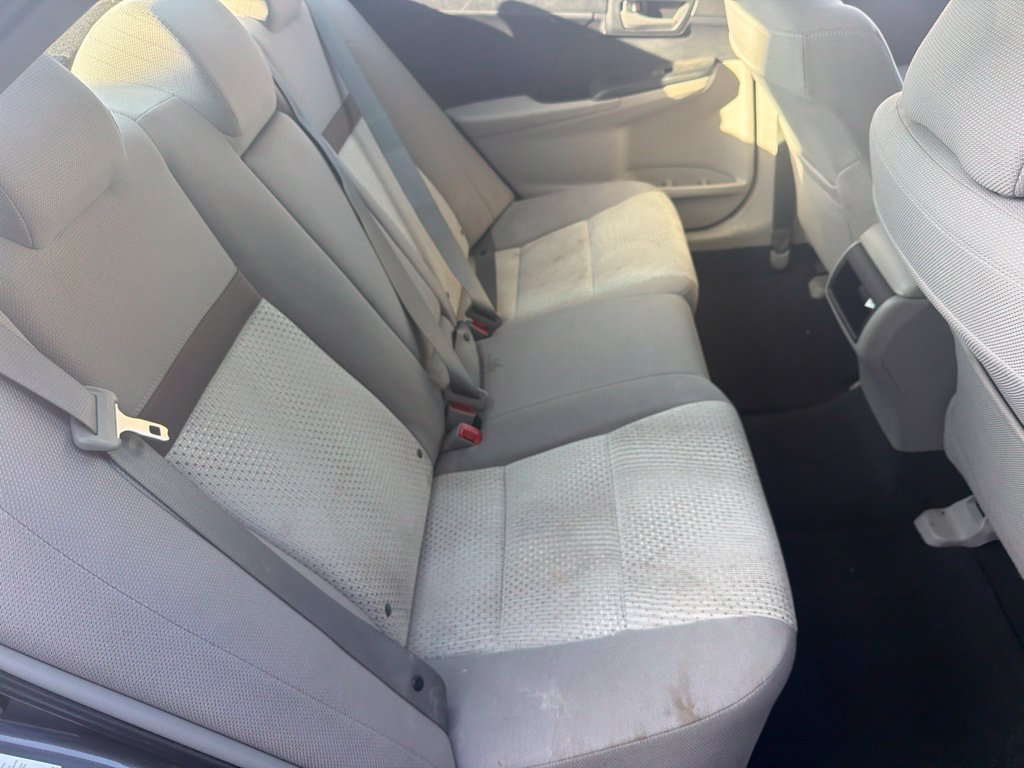 Used 2014 Toyota Camry LE FWD image 13