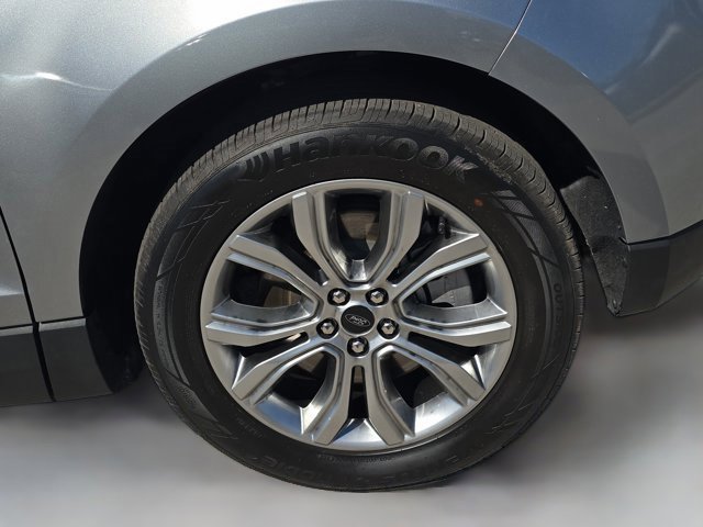 Used 2024 Ford Edge Titanium image 35