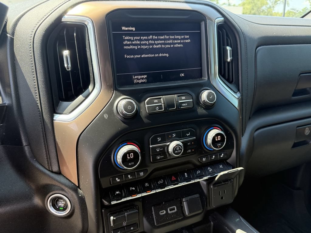 Used 2020 Chevrolet Silverado 1500 High Country w/ Technology Package AWD/4WD image 20