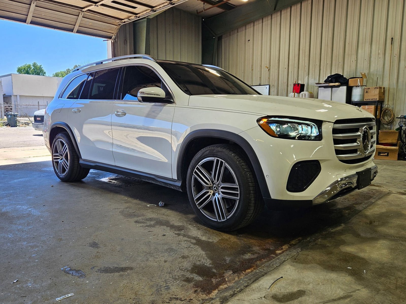 Used 2024 Mercedes-Benz GLS 450 4MATIC image 8
