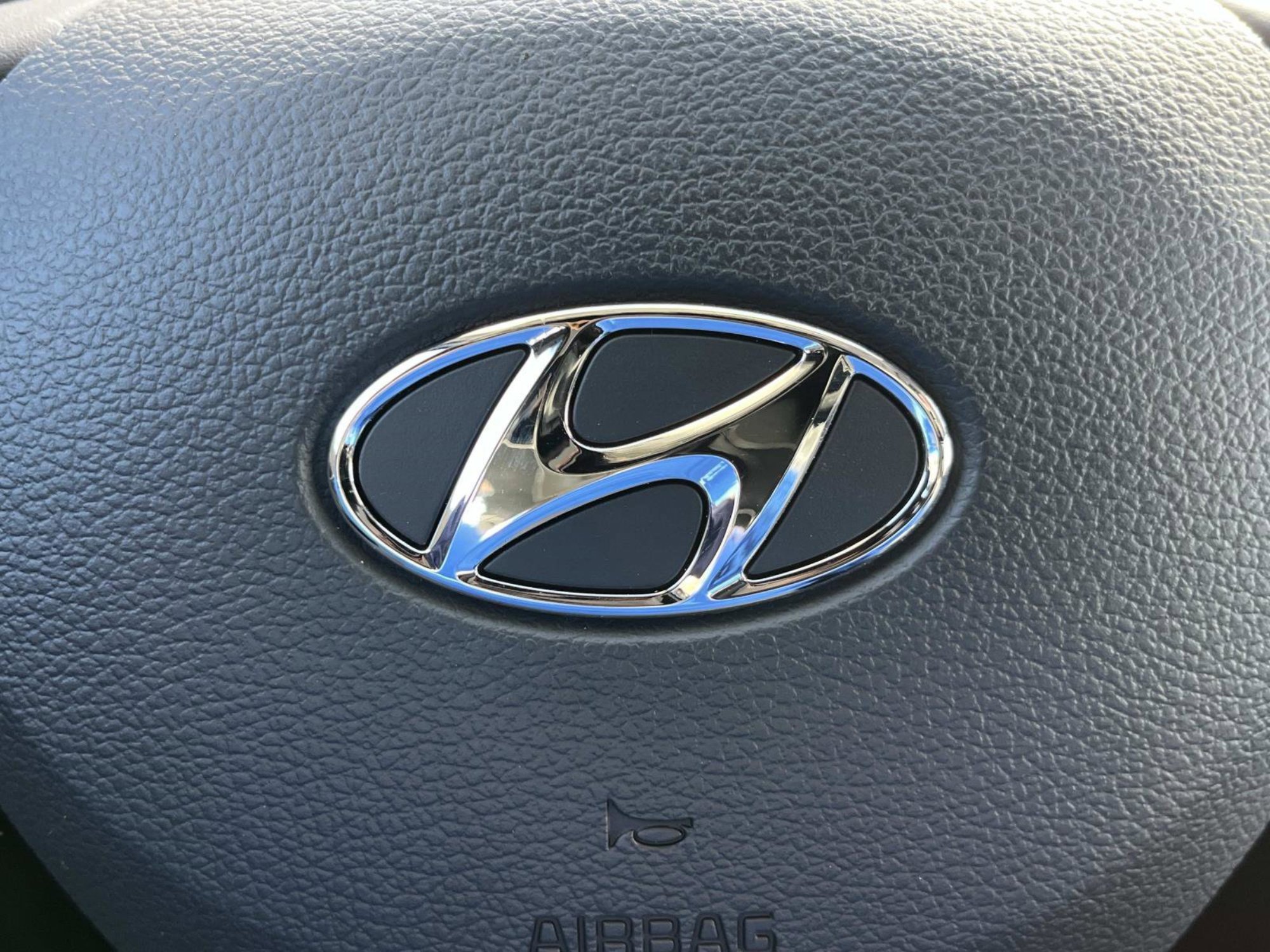 Used 2023 Hyundai Santa Fe Limited image 28