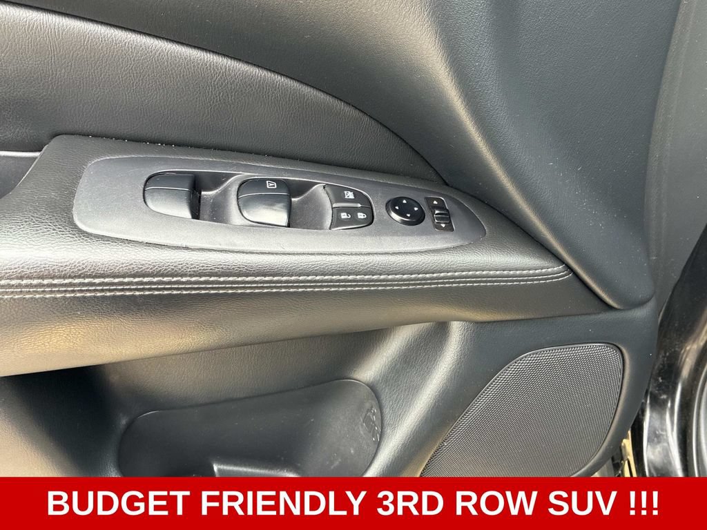 Used 2020 Nissan Pathfinder S AWD/4WD image 18