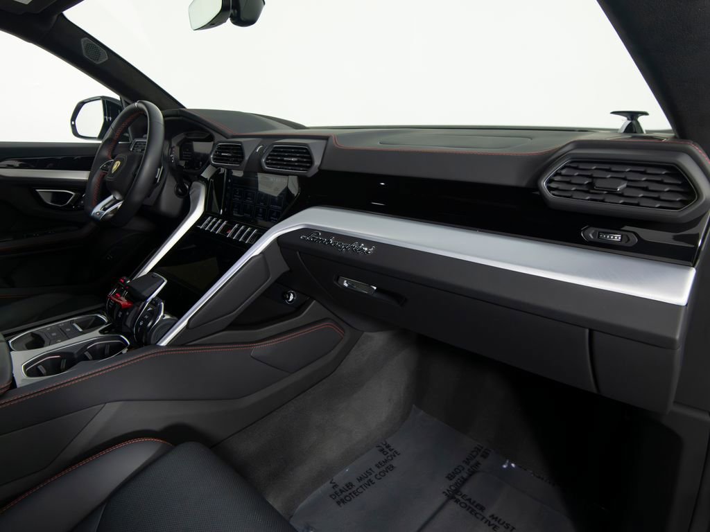 Used 2024 Lamborghini Urus S AWD/4WD image 29