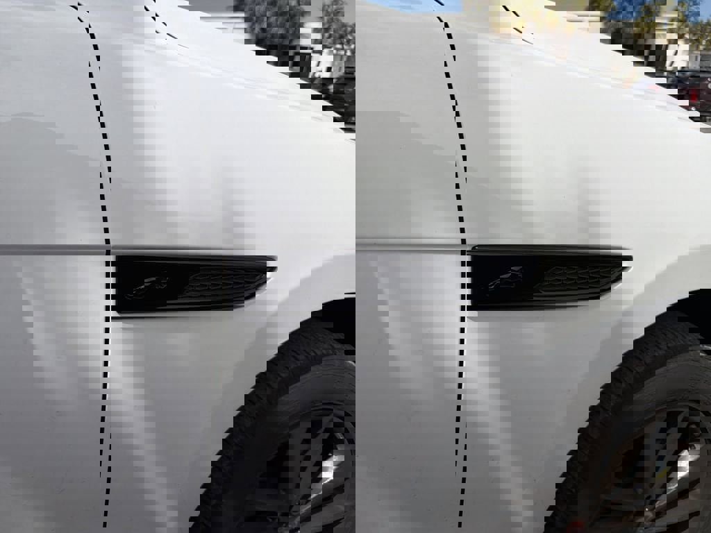 Used 2023 Jaguar F-PACE S image 10