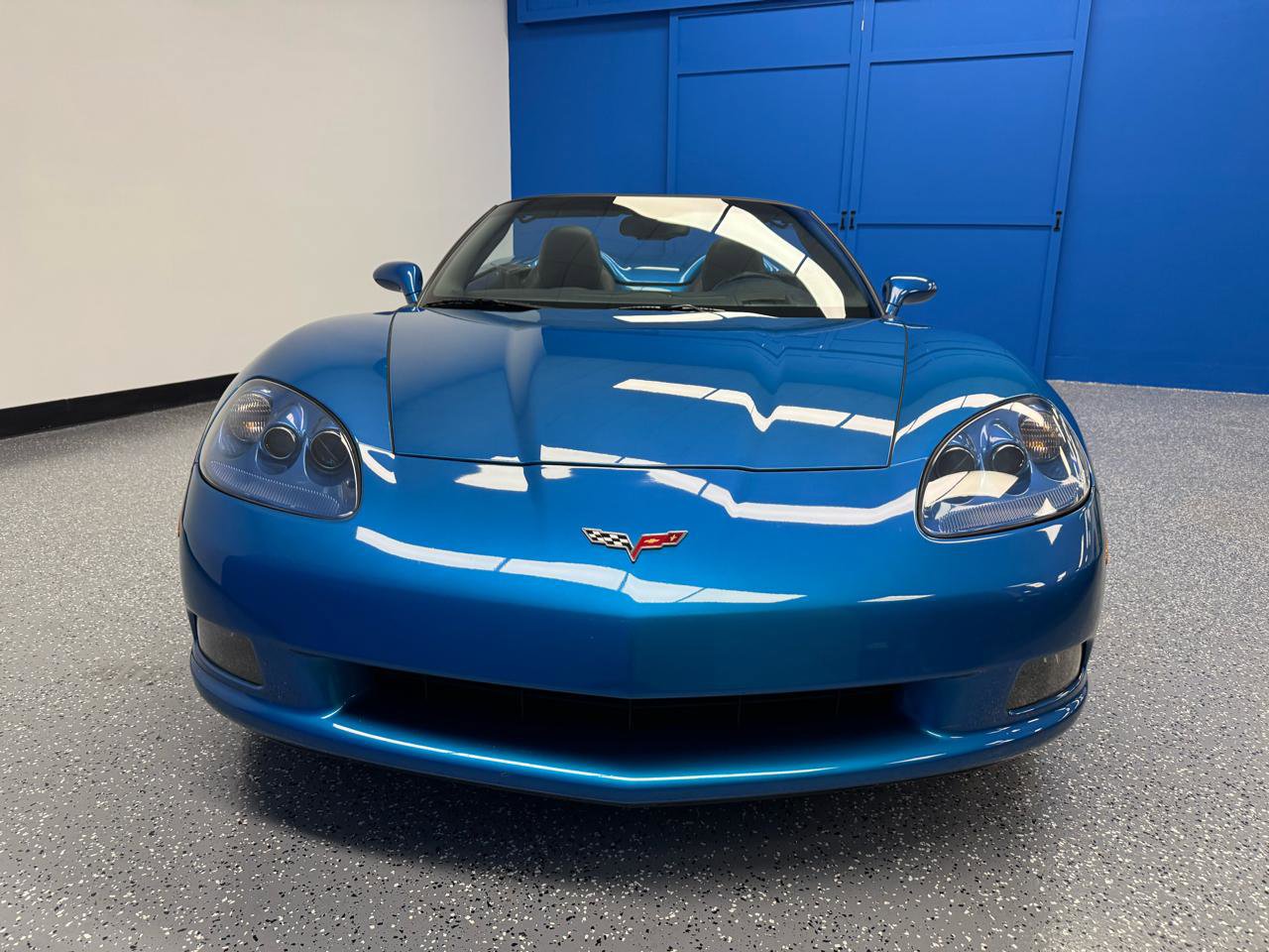 Used 2009 Chevrolet Corvette Convertible w/ Preferred Equipment Group RWD image 3