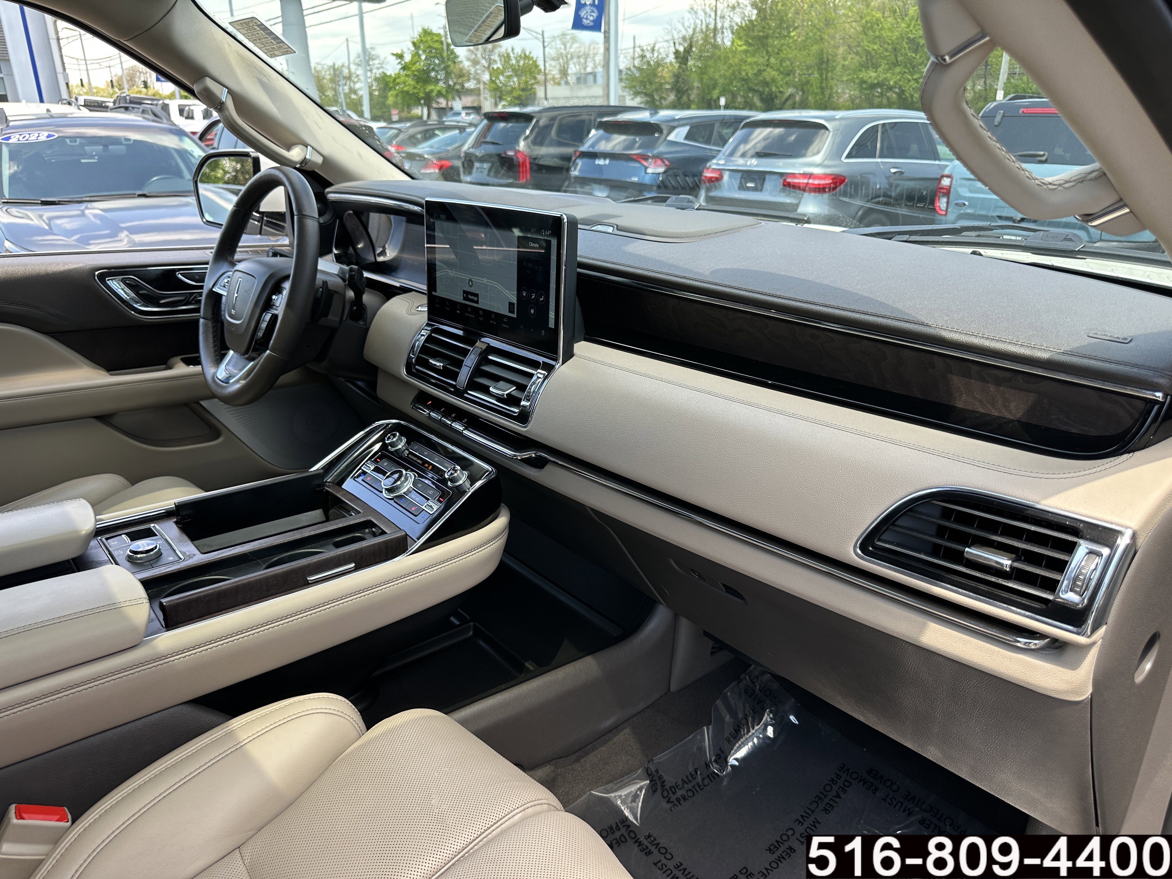 Used 2024 Lincoln Navigator Reserve AWD/4WD image 33