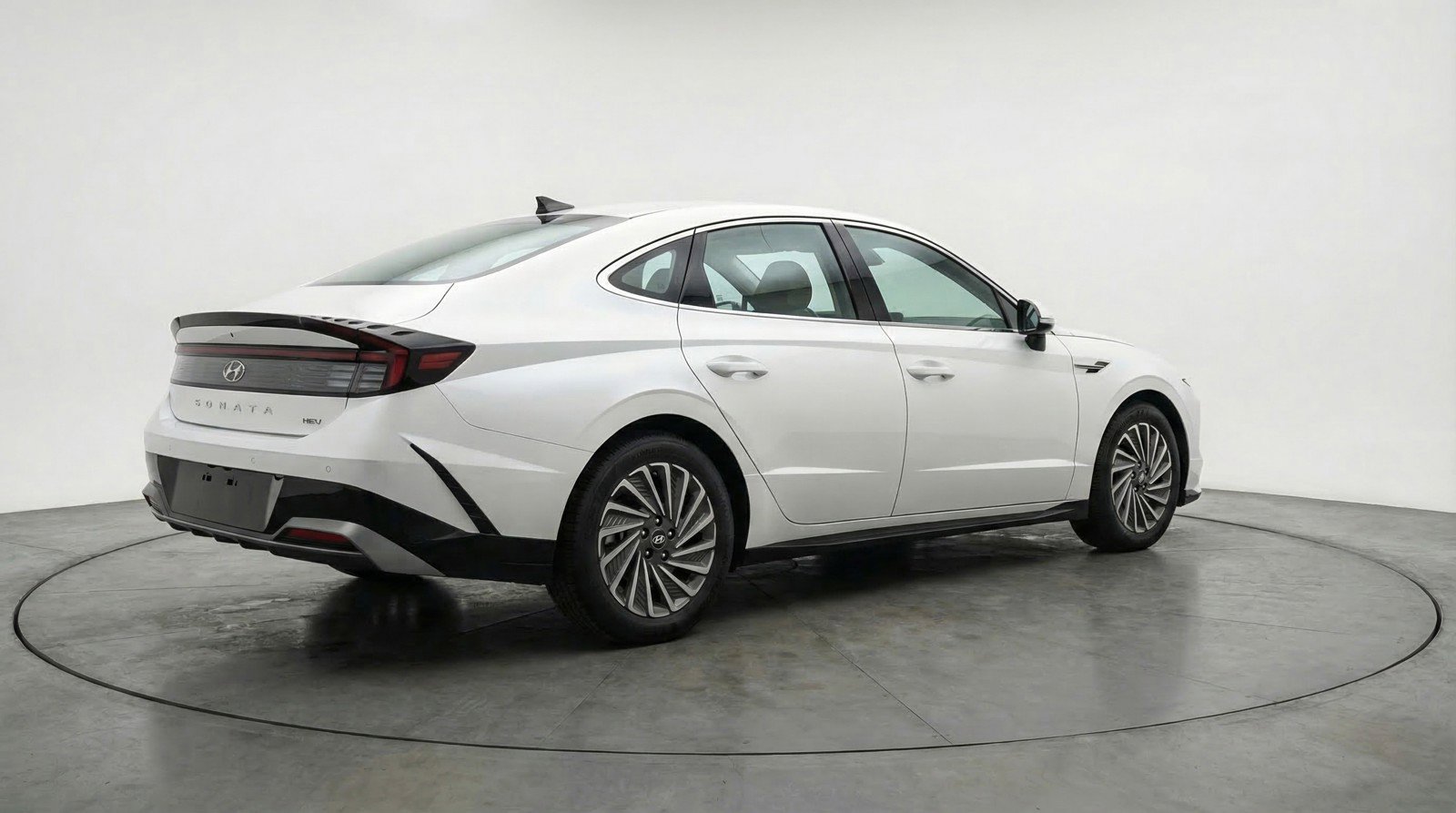 Used 2025 Hyundai Sonata SEL image 9