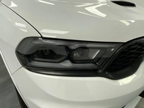 Used 2022 Dodge Durango R/T w/ Blacktop Package AWD/4WD image 10
