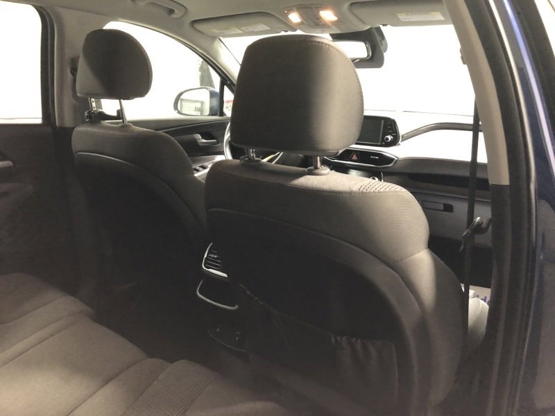 Used 2019 Hyundai Santa Fe SEL image 11