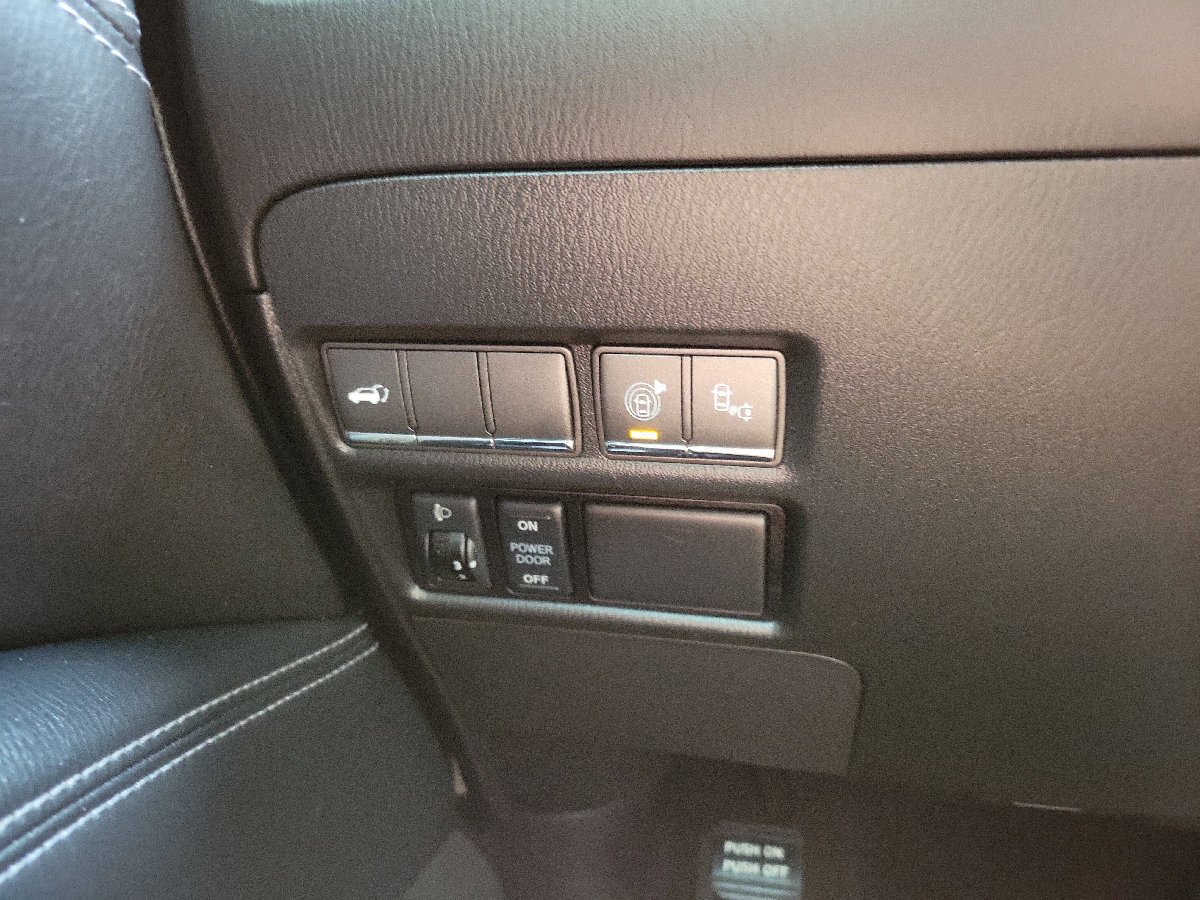 Used 2016 INFINITI QX80 Luxe w/ 22" Wheel Package image 20