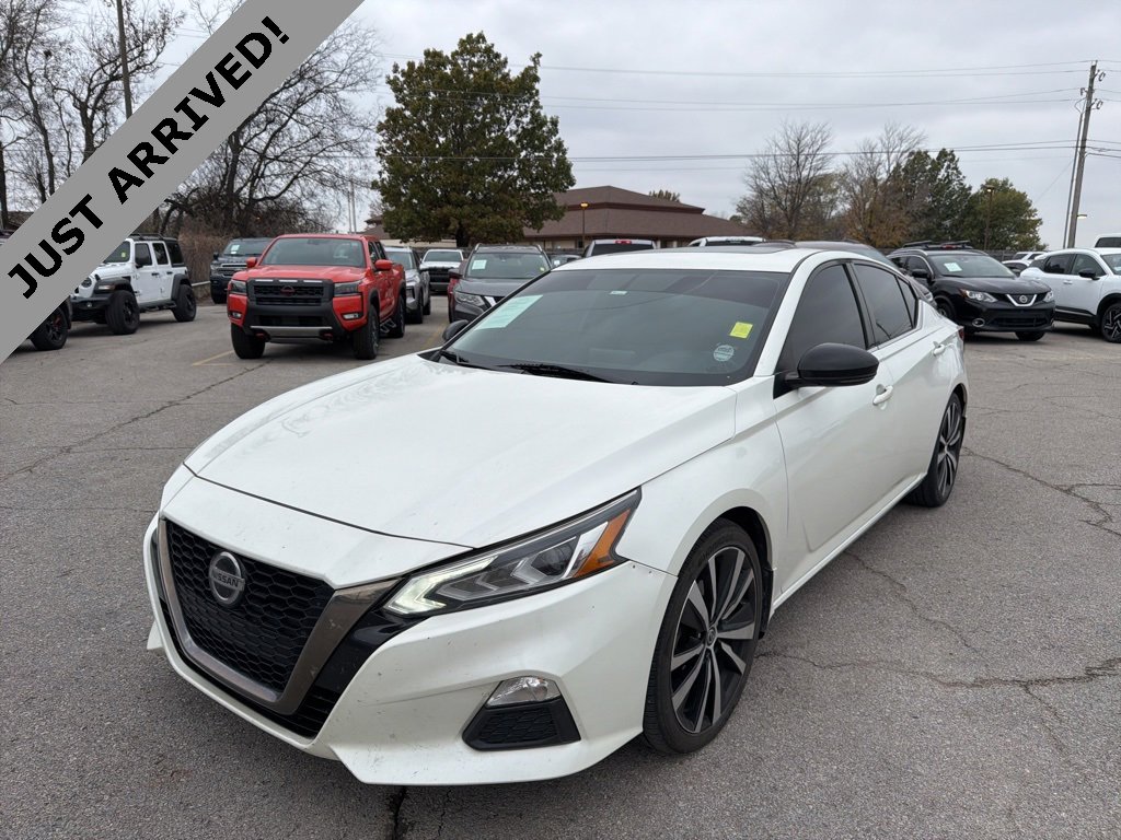 Used 2019 Nissan Altima 2.5 SR w/ SR Premium Package