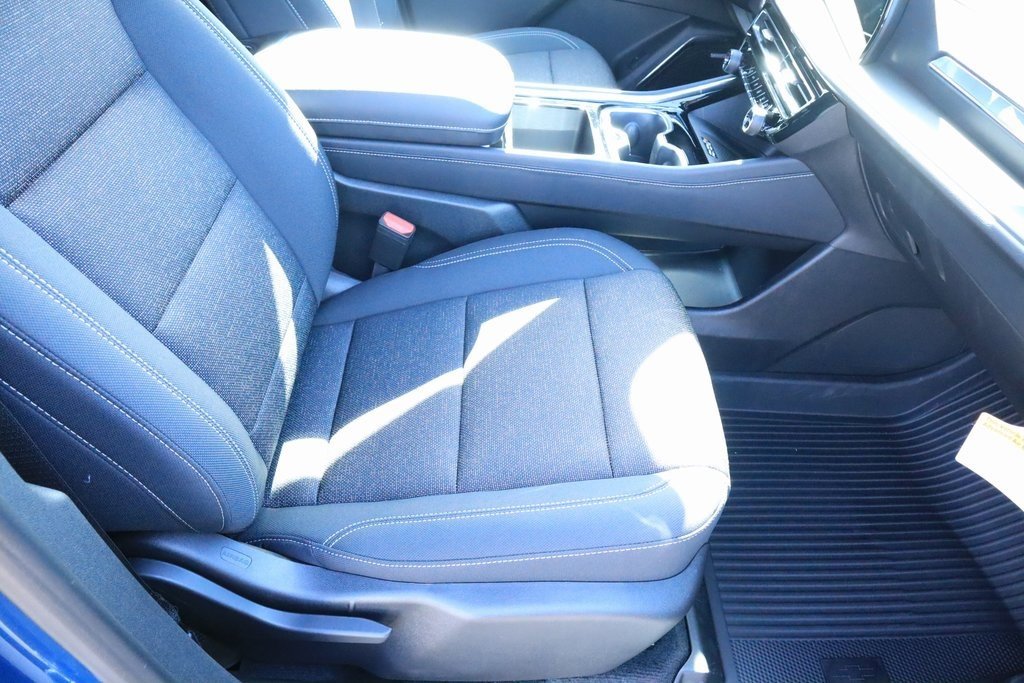 New 2026 Chevrolet Traverse LT w/ Enhanced Driving Package image 15