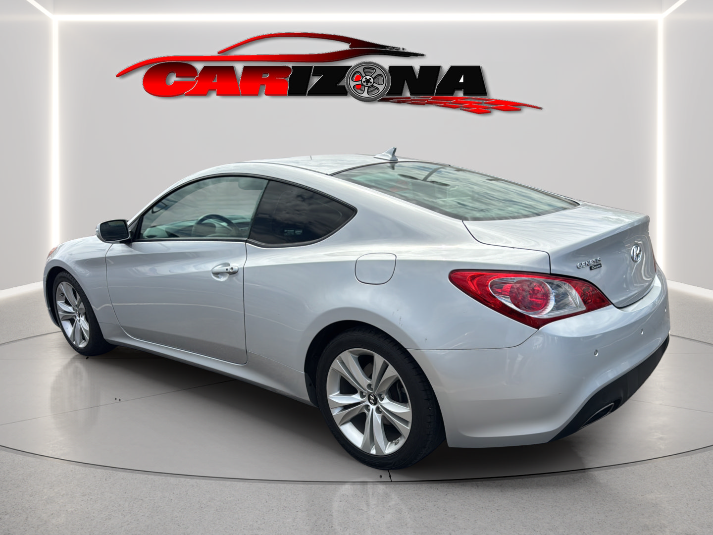 Used 2011 Hyundai Genesis 3.8 RWD image 9