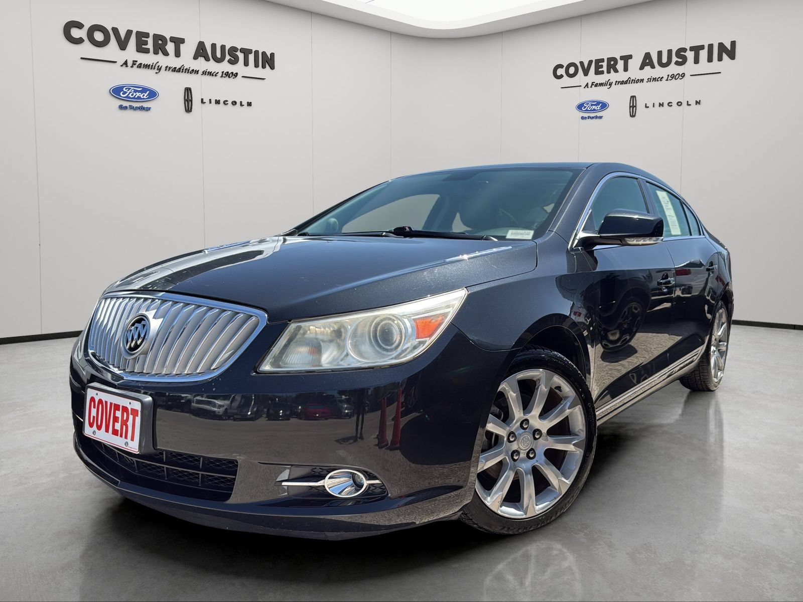 Used 2012 Buick LaCrosse Touring FWD image 1