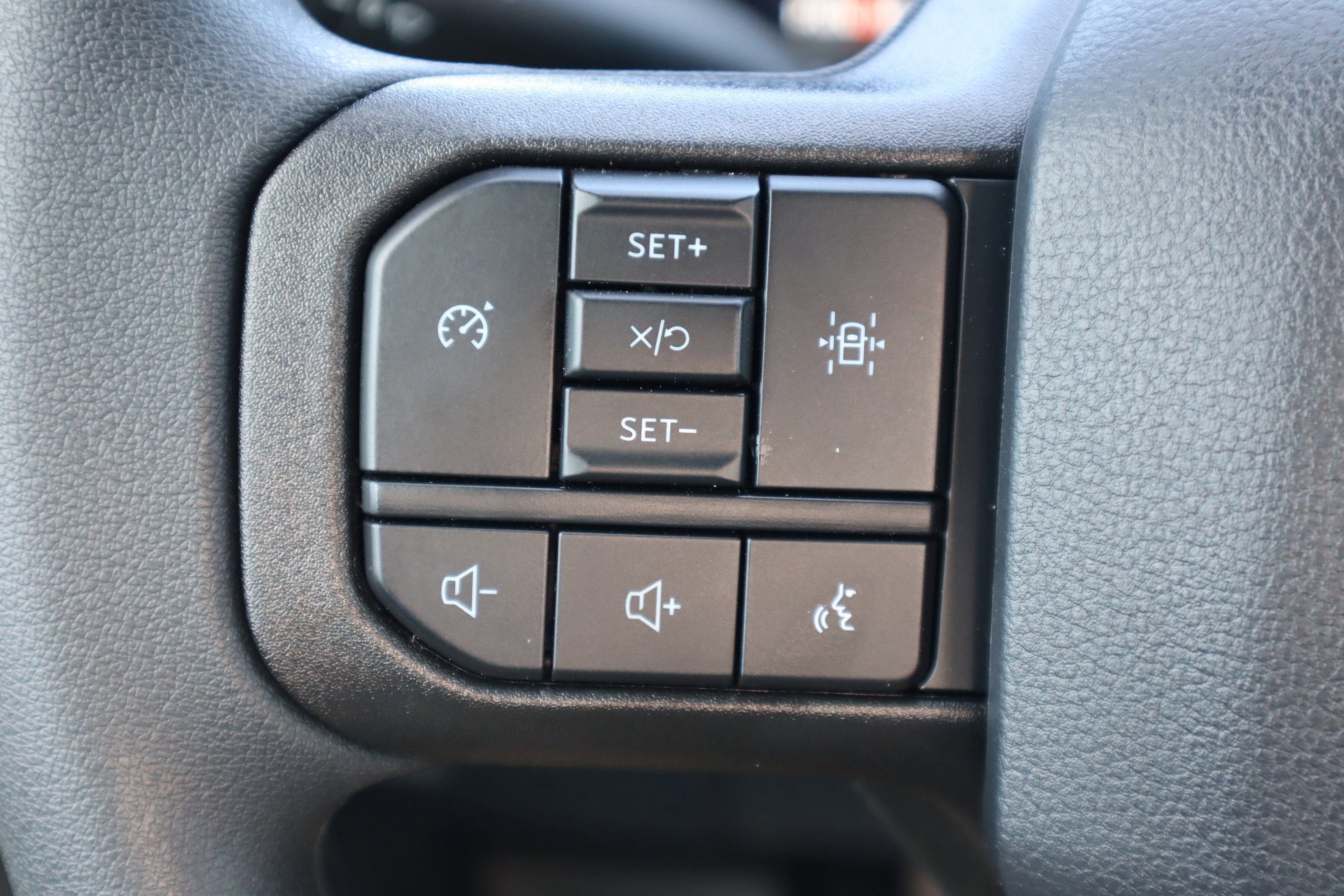 New 2026 Ford F150 XL w/ Equipment Group 103A High image 16