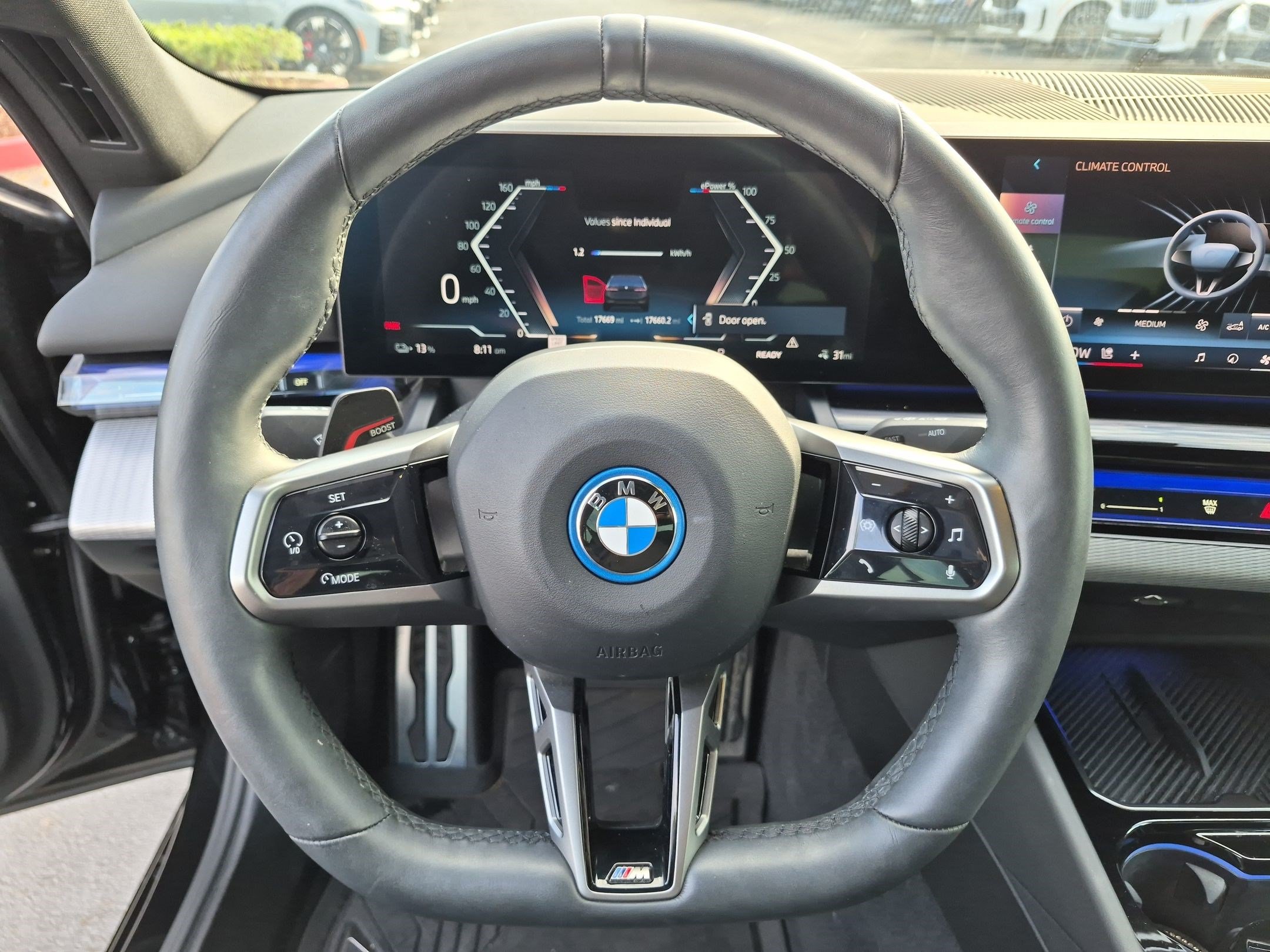 Used 2024 BMW i5 eDrive40i w/ Executive Package RWD image 17