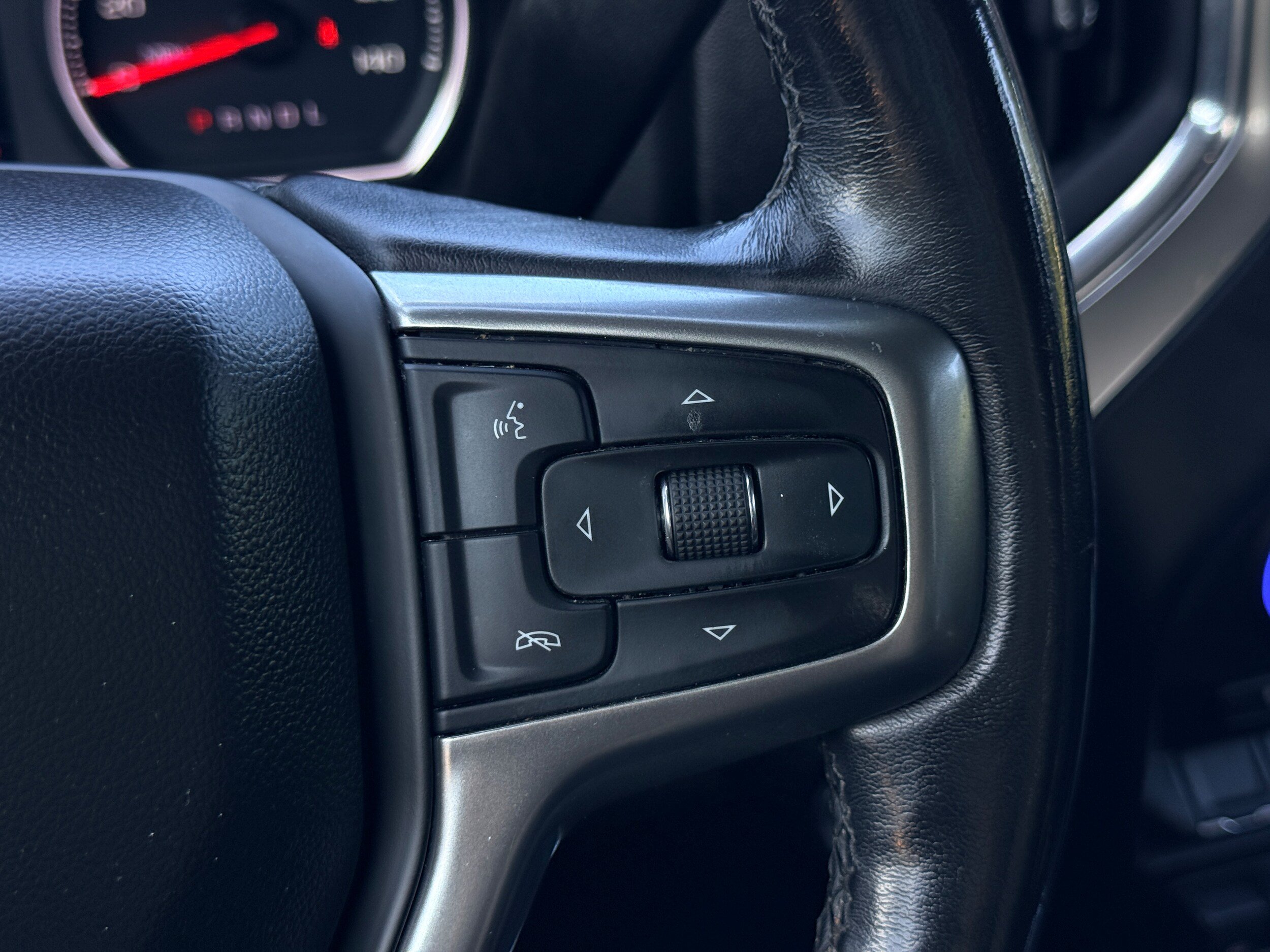 Used 2020 Chevrolet Silverado 1500 LT Trail Boss AWD/4WD image 16