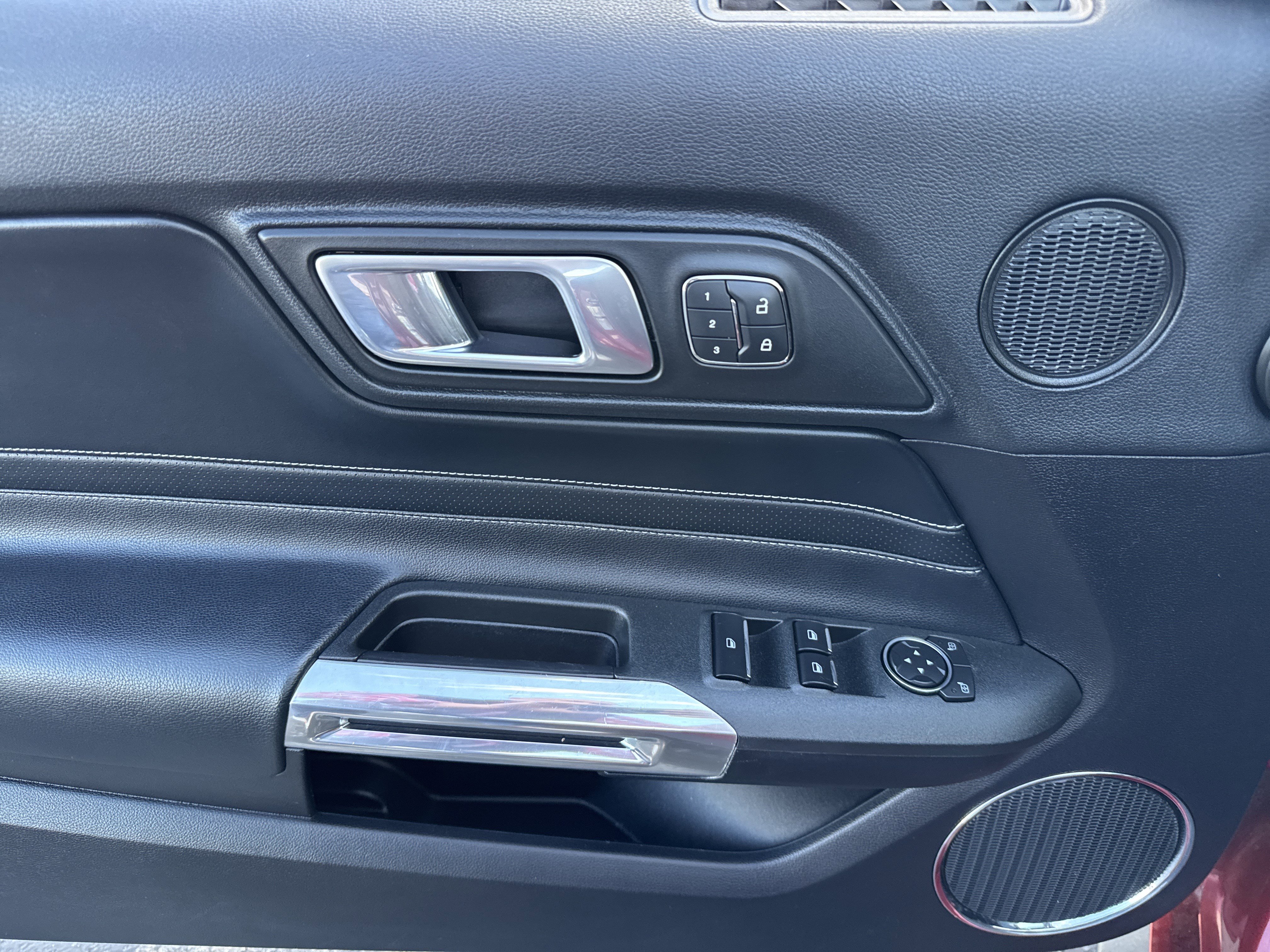 Used 2018 Ford Mustang Premium w/ Equipment Group 201A image 27