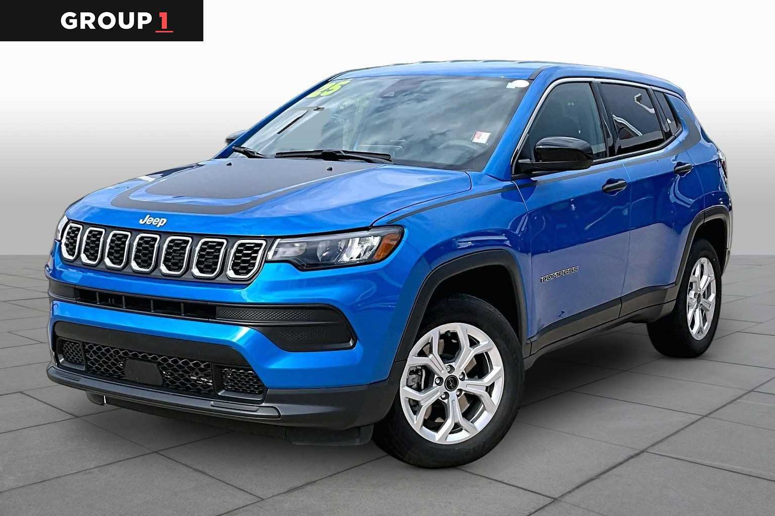 Used 2025 Jeep Compass Sport w/ Mopar Graphics Package AWD/4WD image 1