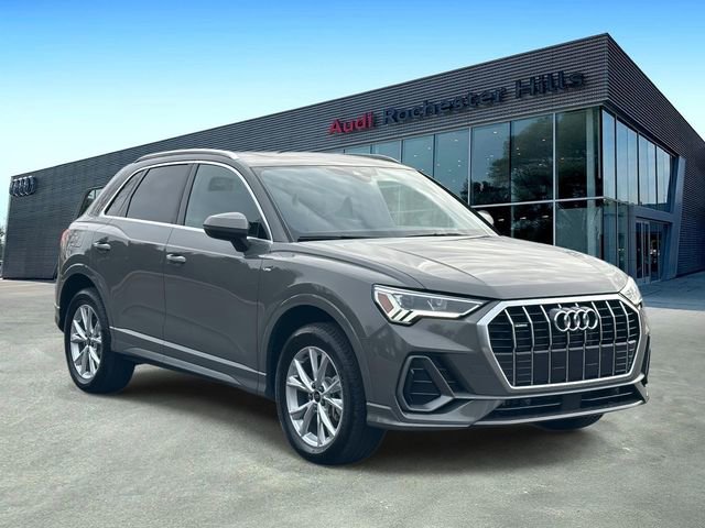Certified 2025 Audi Q3 2.0T Premium Plus w/ Premium Plus Package image 7