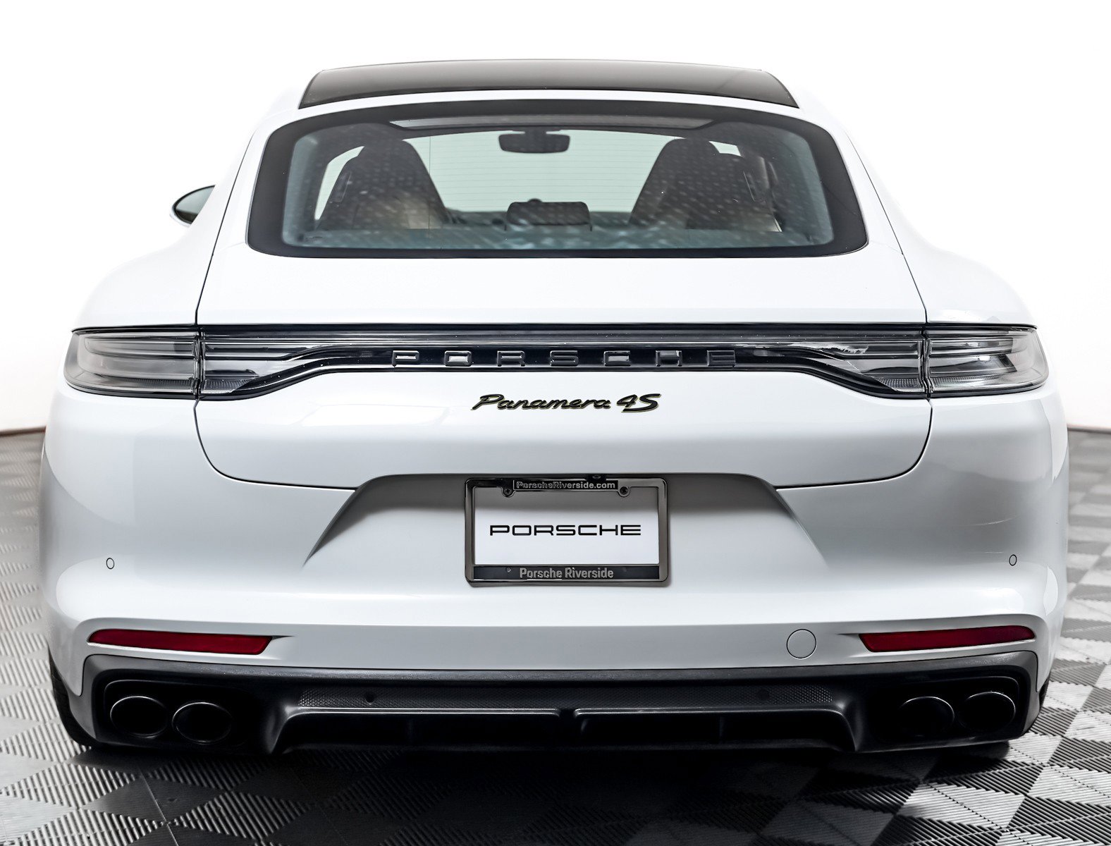 Certified 2023 Porsche Panamera 4S image 11