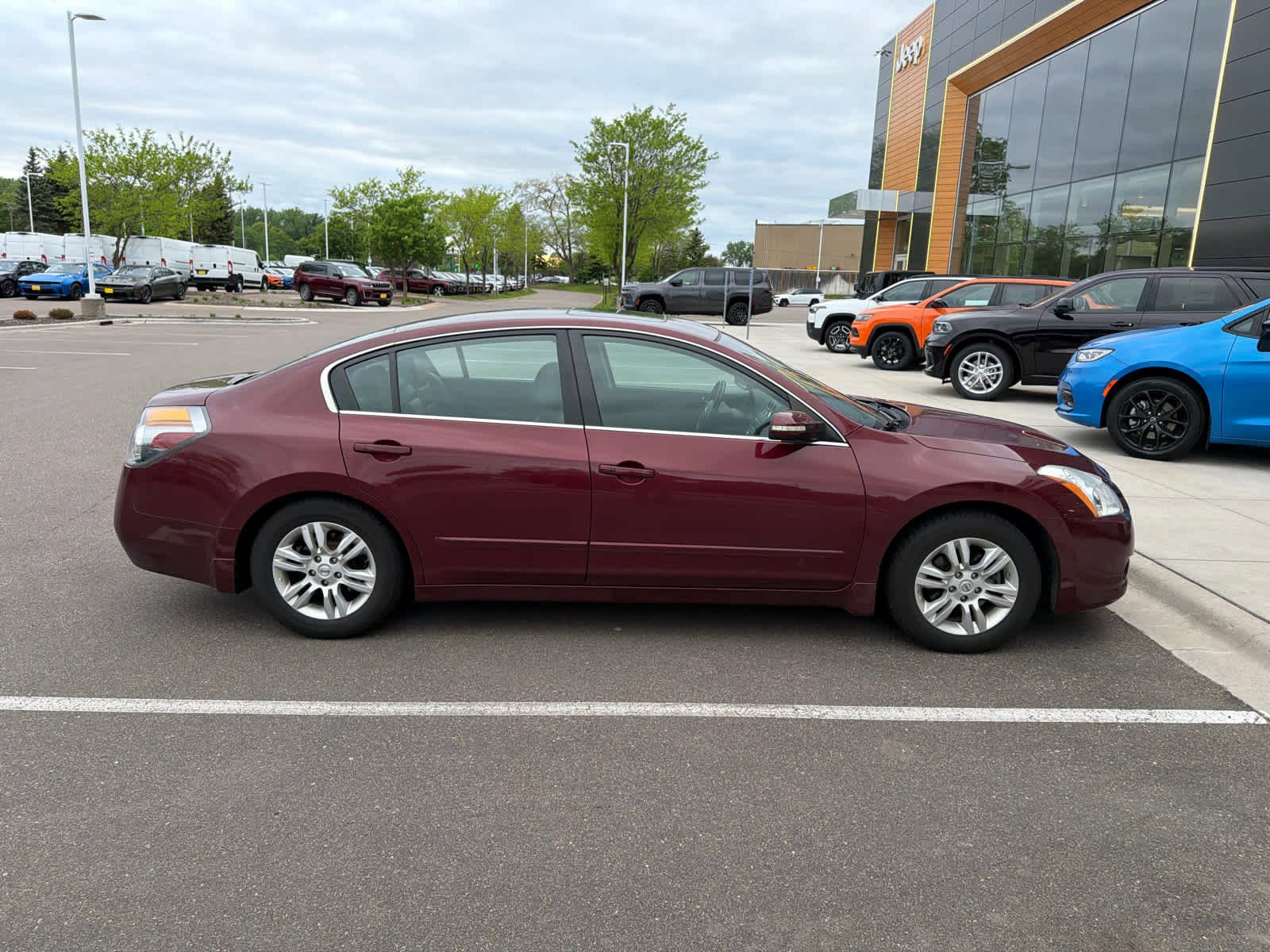 Used 2012 Nissan Altima 2.5 SL w/ 2.5SL Pkg FWD image 3