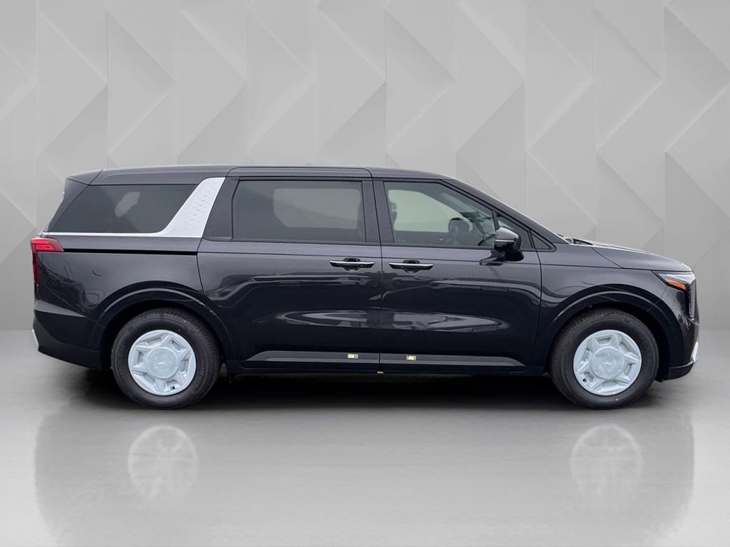 New 2026 Kia Carnival FWD image 4