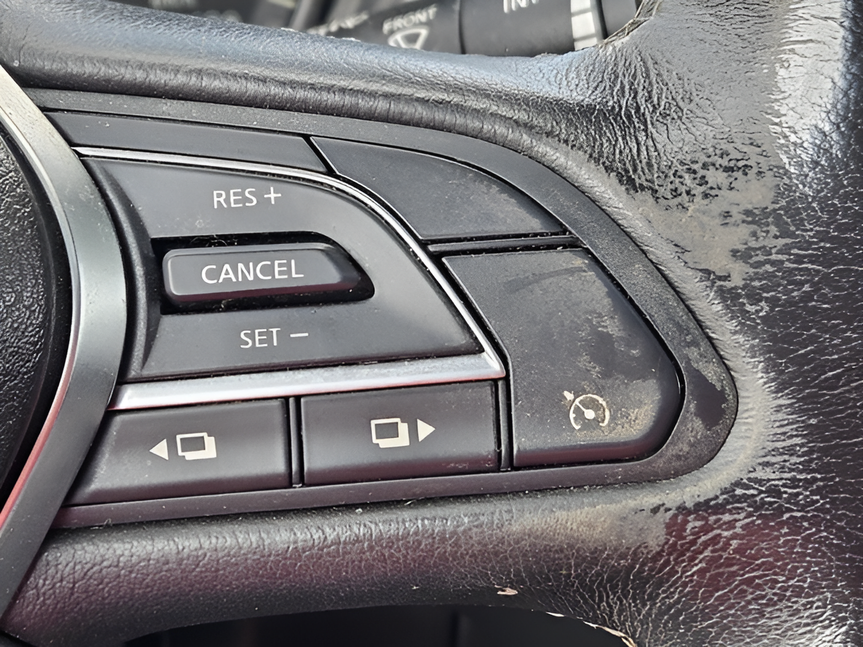 Used 2020 INFINITI Q60 3.0t Luxe RWD image 22