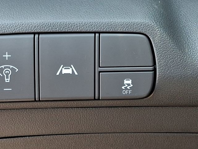 Used 2023 Hyundai Elantra SEL FWD image 25